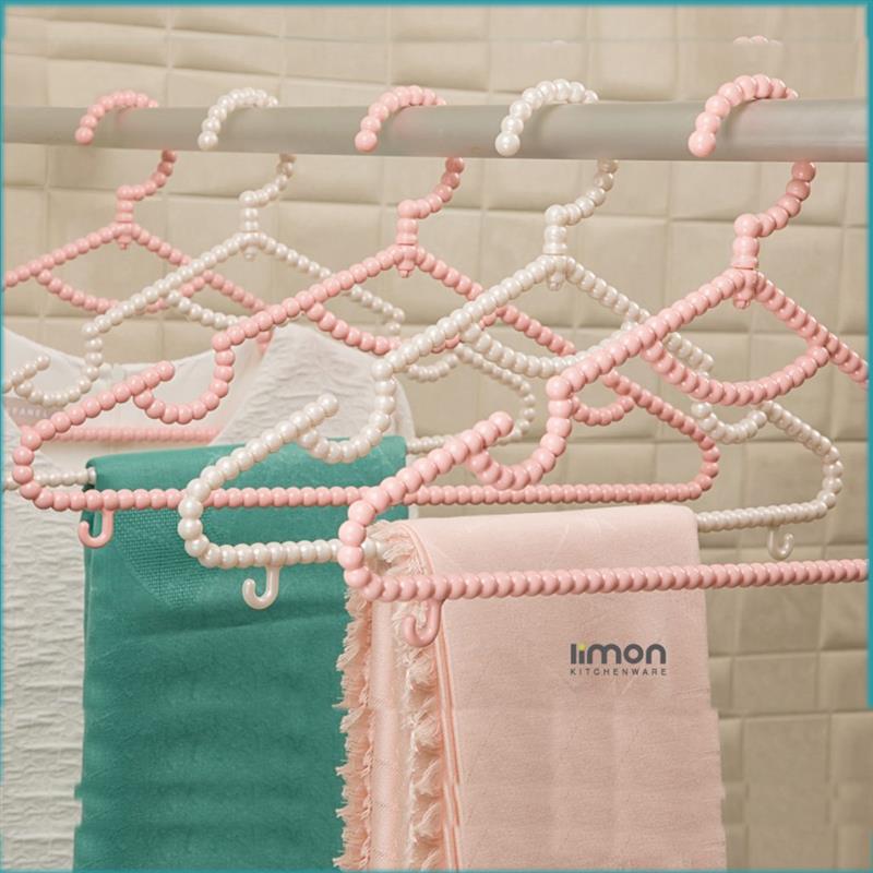 CLOTH HANGER 4 PCS SET