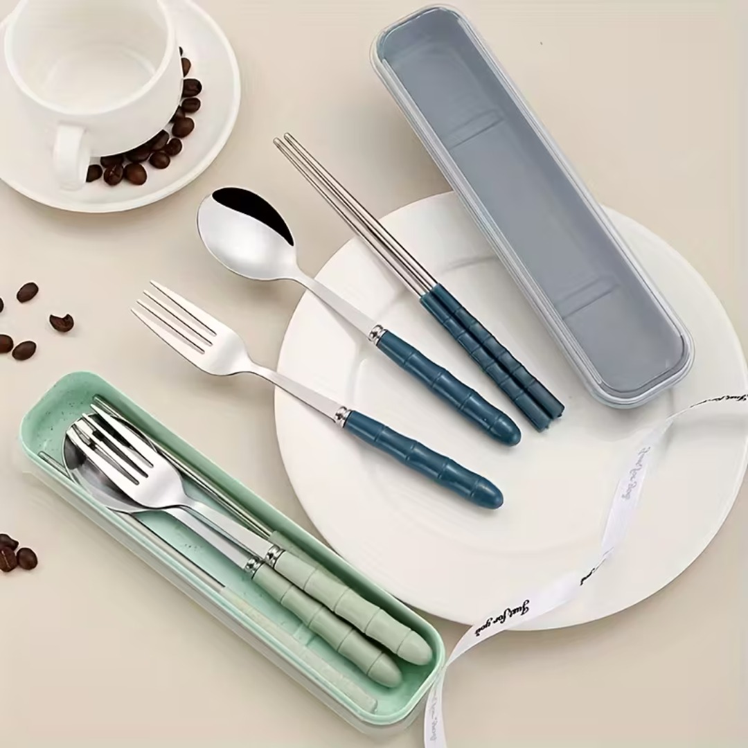 4PCS PORTABLE CUTLERY SET WITH CASE