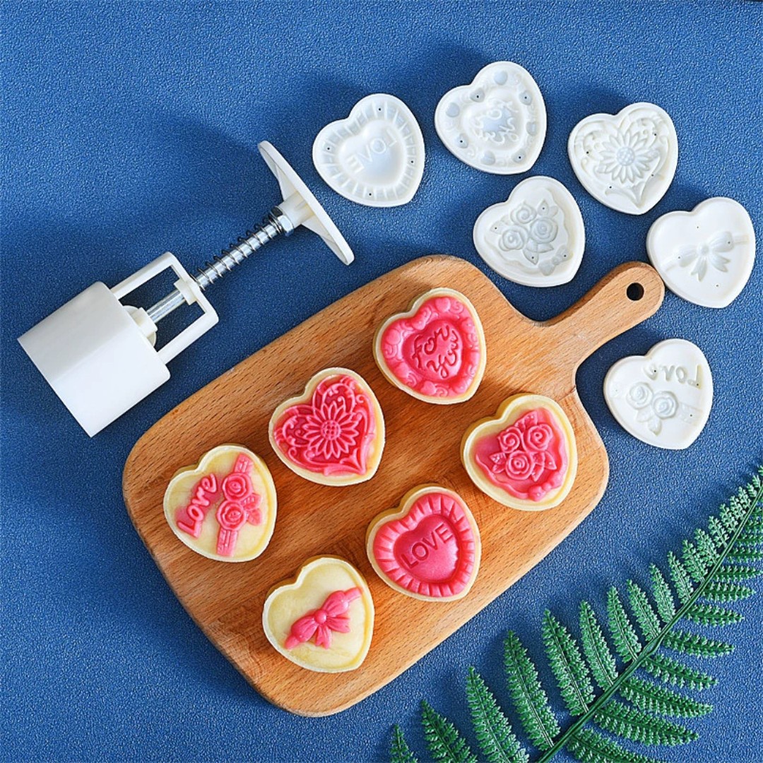 6PCS PASTRY MOLD SET WITH PRESS TOOL