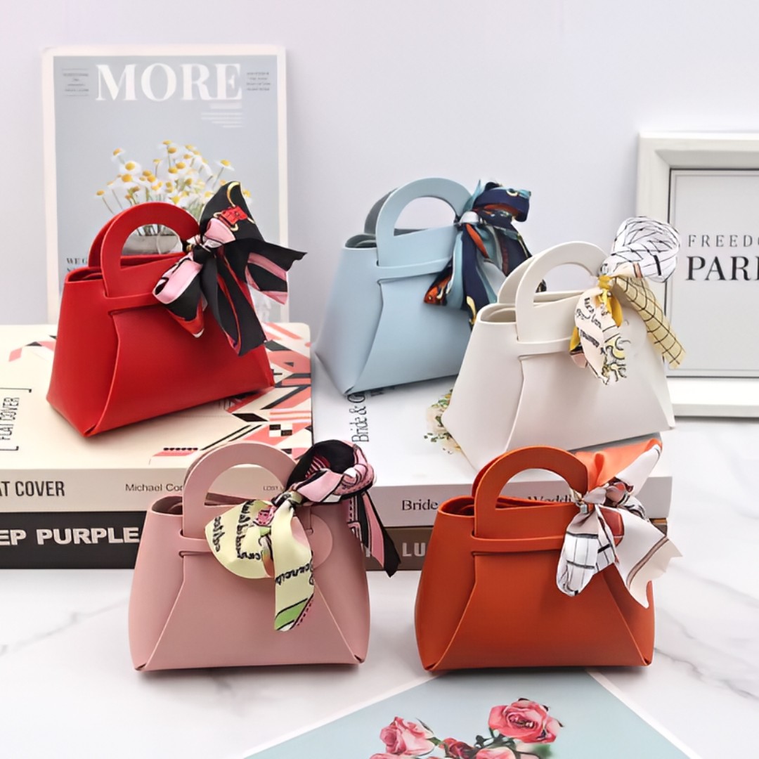 MINI GIFT HAND BAG WITH RIBBON