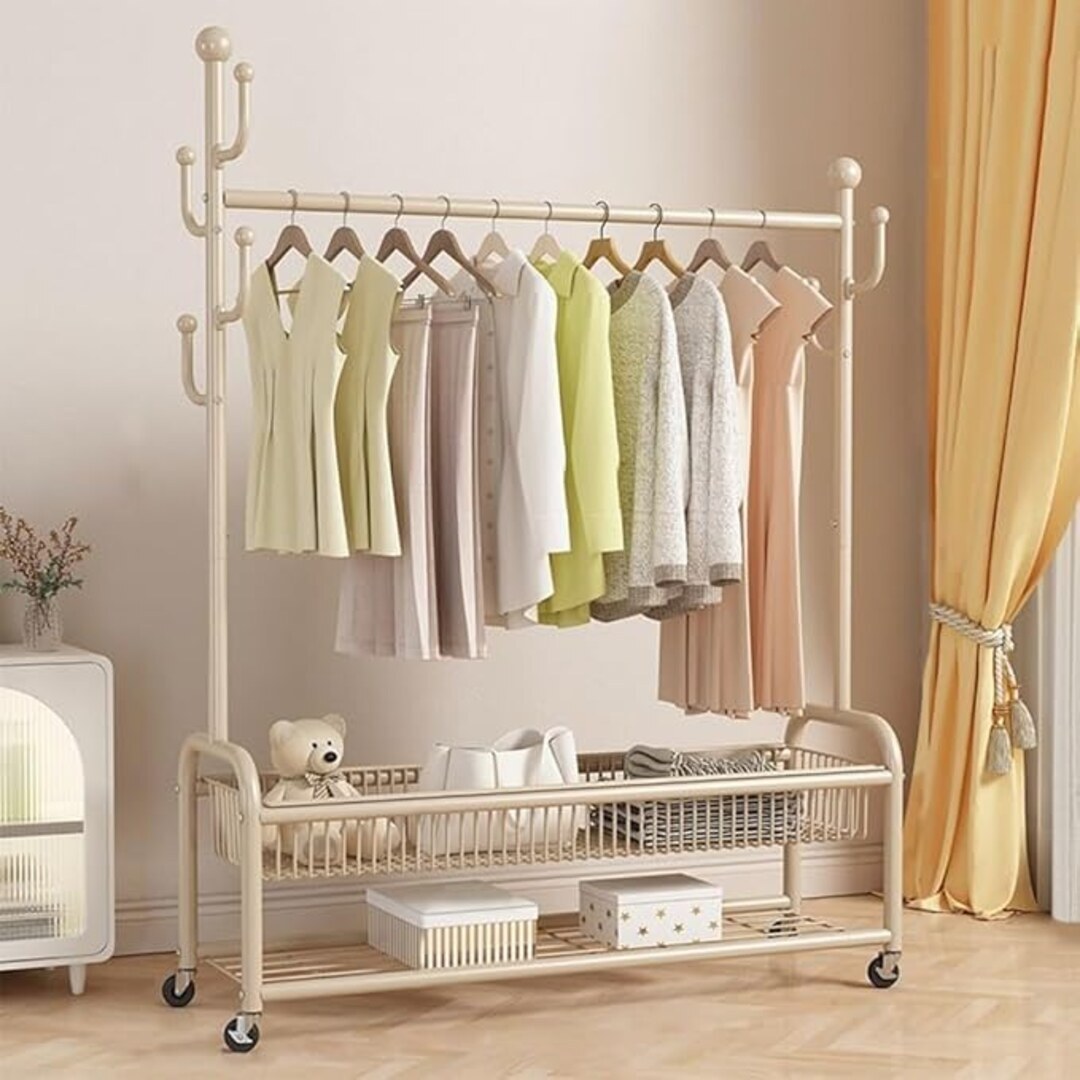ROLLING METAL CLOTH RACK